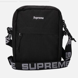 Supreme Black Messenger Bag